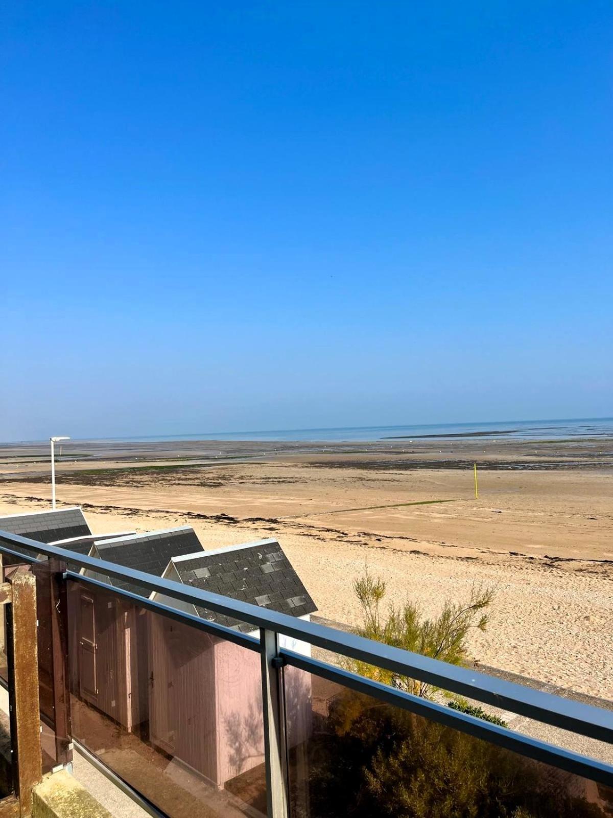 Mettons Les Voiles - Appt Vue Mer Avec Loggia Bernières-sur-Mer Eksteriør bilde