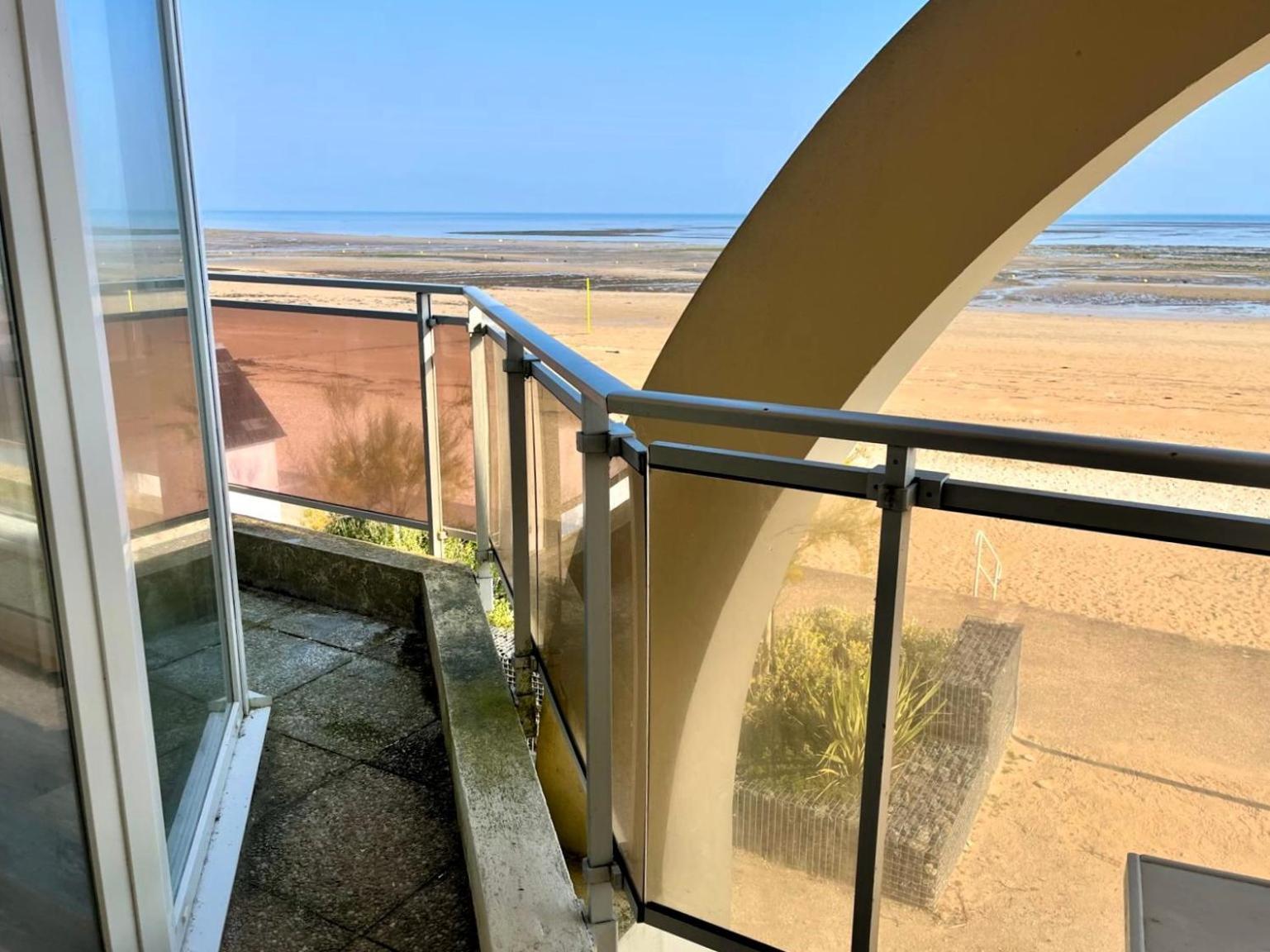 Mettons Les Voiles - Appt Vue Mer Avec Loggia Bernières-sur-Mer Eksteriør bilde