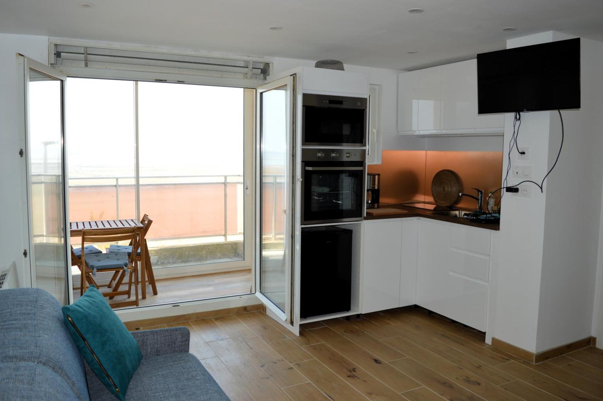 Mettons Les Voiles - Appt Vue Mer Avec Loggia Bernières-sur-Mer Eksteriør bilde