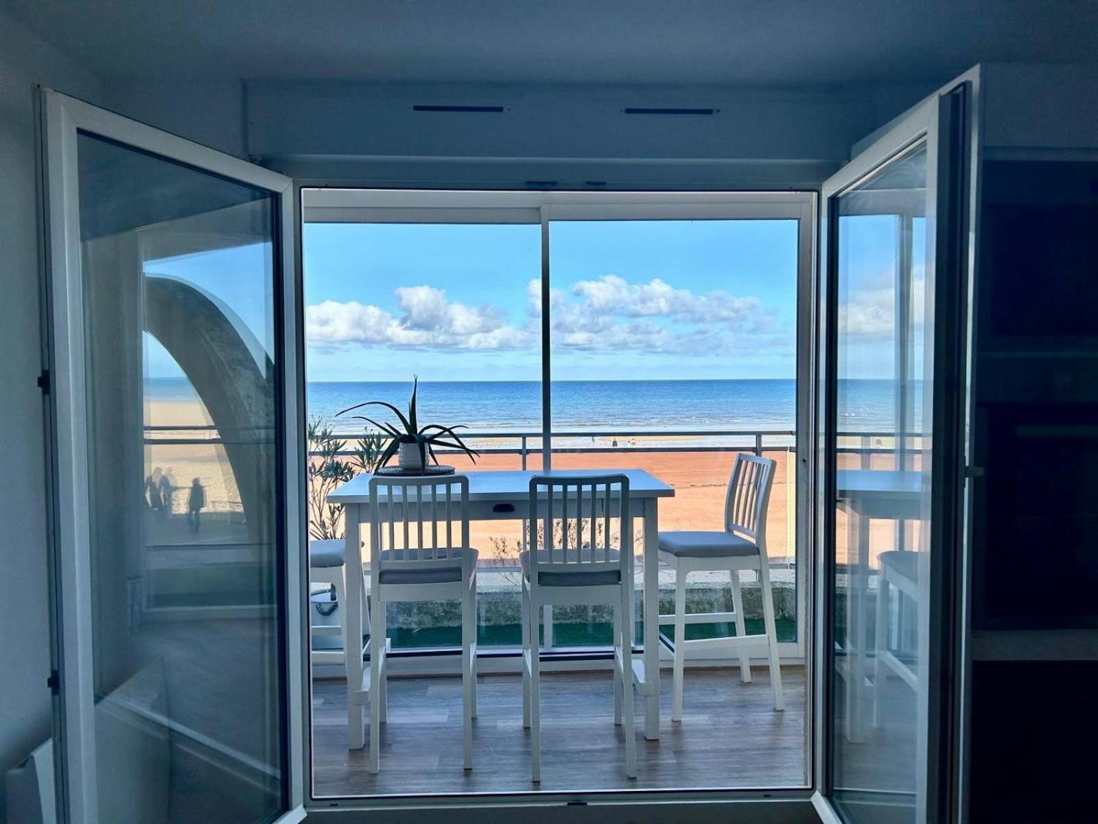 Mettons Les Voiles - Appt Vue Mer Avec Loggia Bernières-sur-Mer Eksteriør bilde